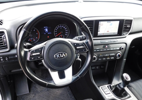 Kia Sportage cena 74980 przebieg: 156200, rok produkcji 2020 z Przedbórz małe 596